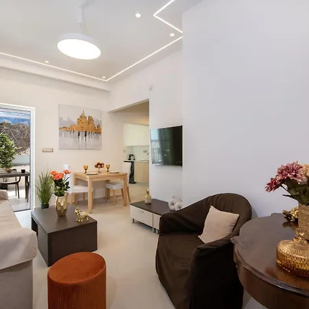 아파트 Cherry Luxury 하니아