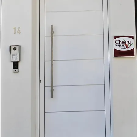 Cherry Luxury Апартаменти Ханья (Крит)
