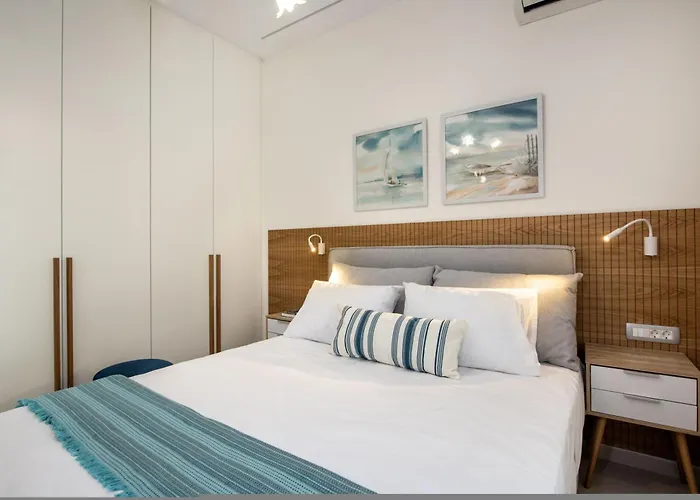 Cherry Luxury 아파트