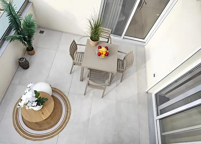 Cherry Luxury 아파트